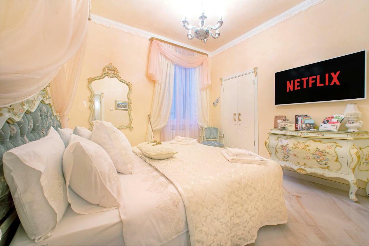 Fiore D'Arancio Luxury City Center Apartment Βερόνα Εξωτερικό φωτογραφία